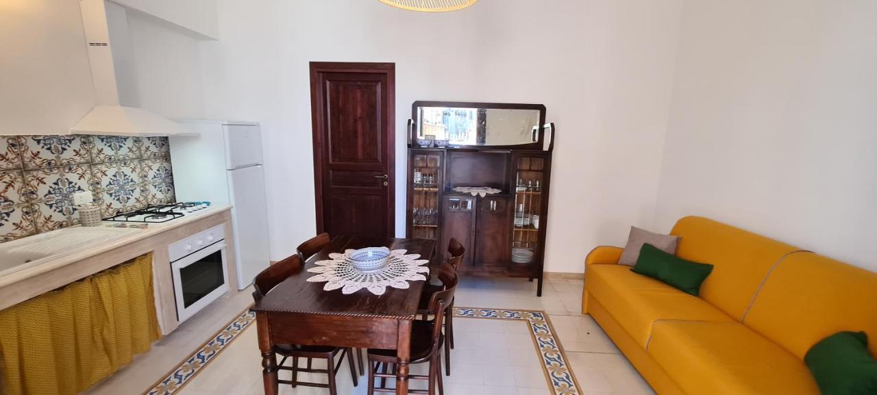 Voltamare Apartment Кастеламаре дел Голфо Екстериор снимка